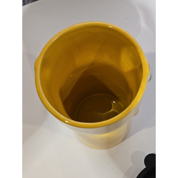 Dog Yellow Ceramic Tumbler With Lid 16 Oz. New In Box (102) - Picture 3 of 4